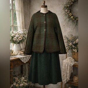 Vintage 1960s Betty Barclay Wool Plaid Cape